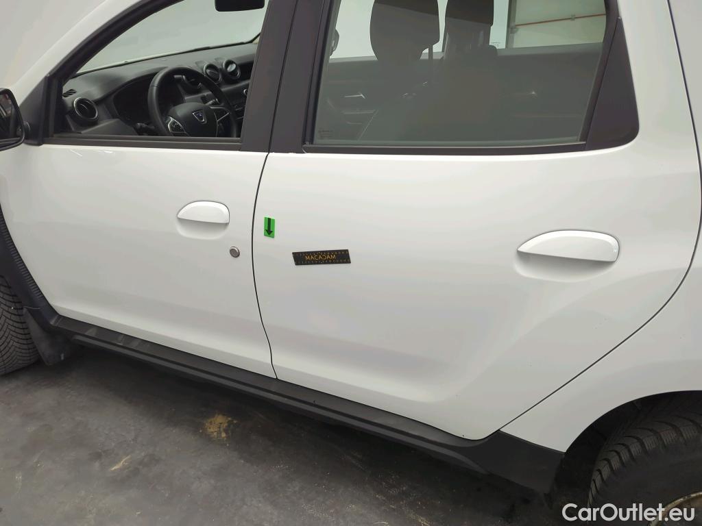  Dacia  Duster 1.5 Blue dCi 115CP Comfort 4WD #12