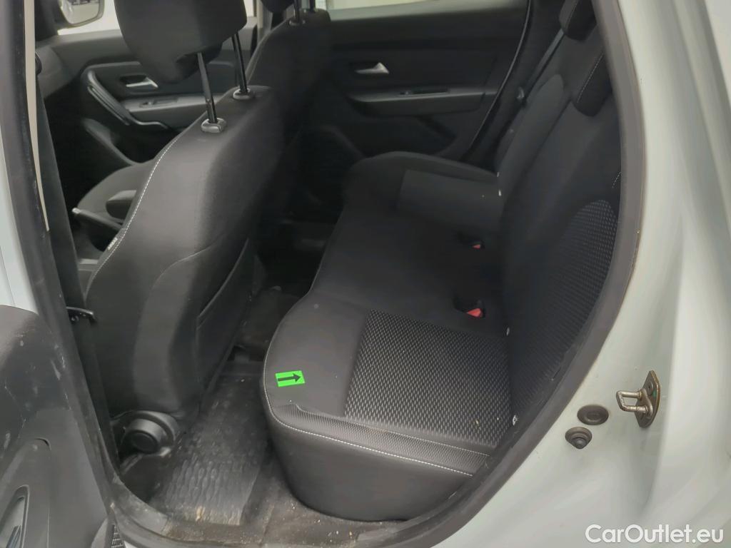  Dacia  Duster 1.5 Blue dCi 115CP Comfort 4WD #40