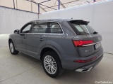 Q7