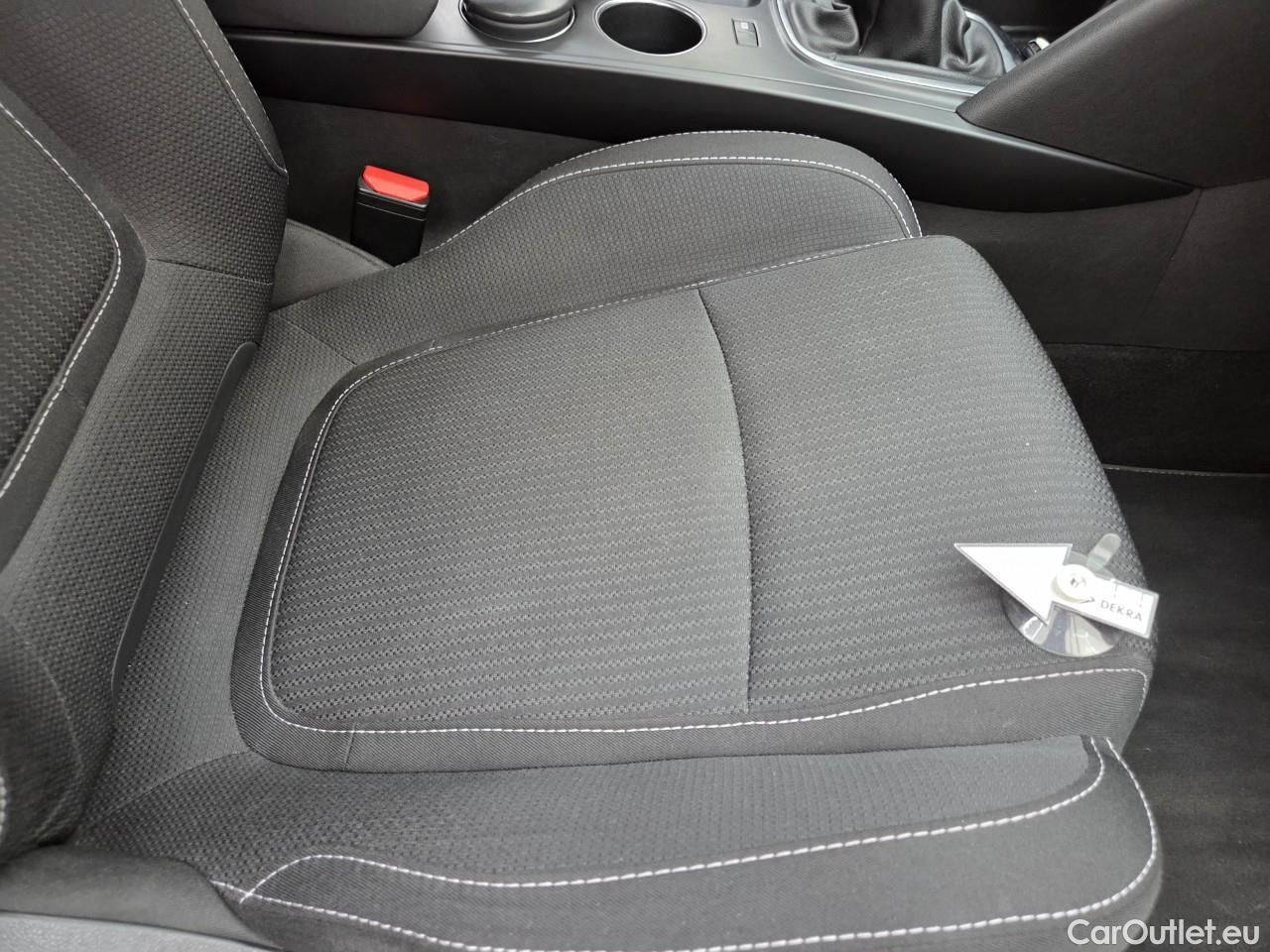  Renault  Megane 1.3 TCe 140CP Zen #62