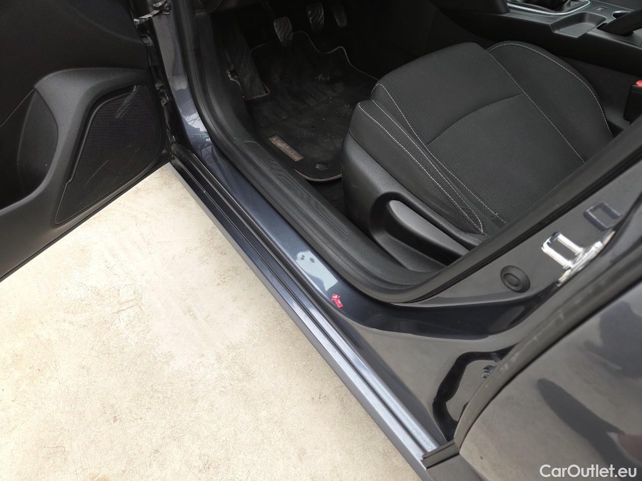  Renault  Megane 1.3 TCe 140CP Zen #1