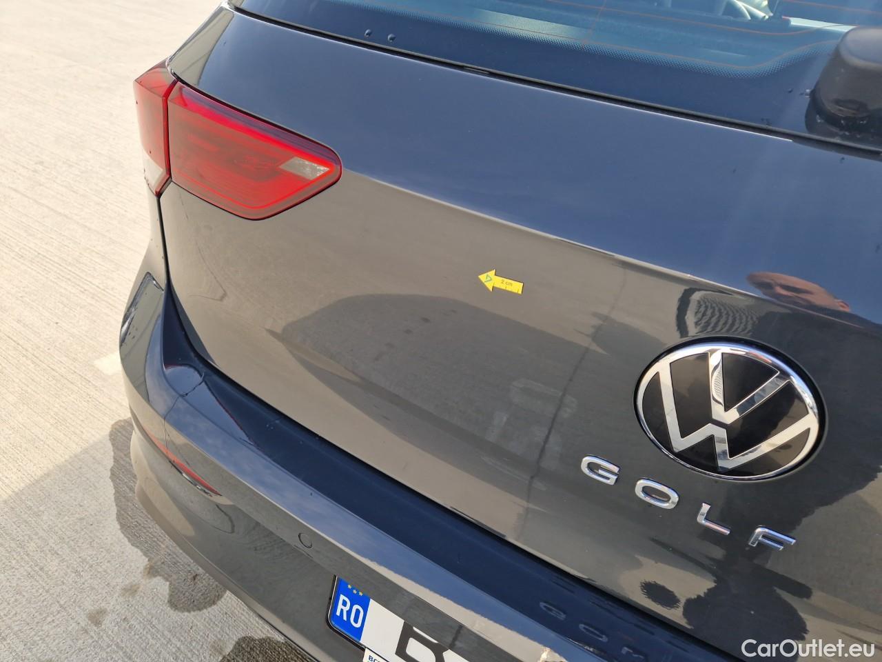  Volkswagen  Golf  Life 1.0 TSI #25
