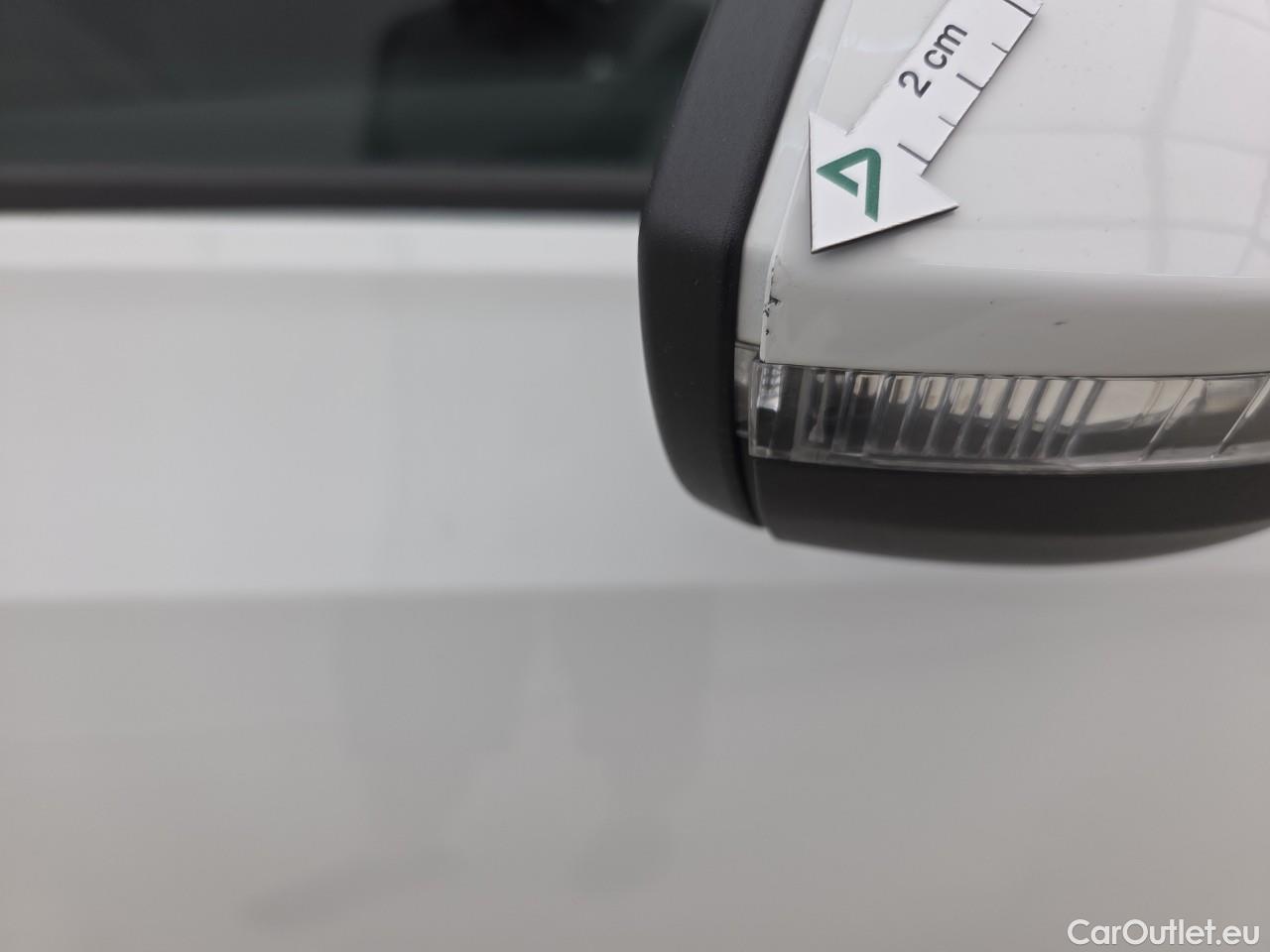  Volkswagen  Golf  Life 1.5 eTSI ACT DSG mild-Hybrid #3