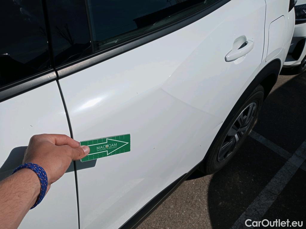  Peugeot  2008 PEUGEOT  / 2019 / 5P / todoterreno Active Puretech 100 S&S BVM6 #4