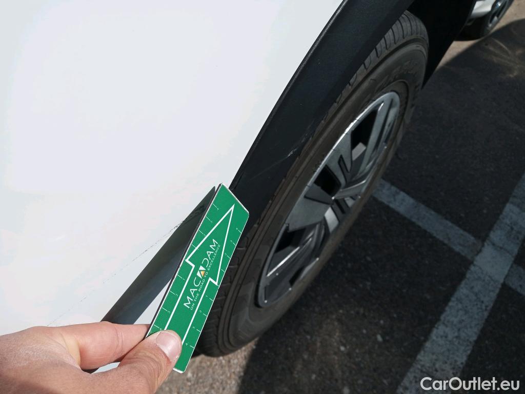  Peugeot  2008 PEUGEOT  / 2019 / 5P / todoterreno Active Puretech 100 S&S BVM6 #16
