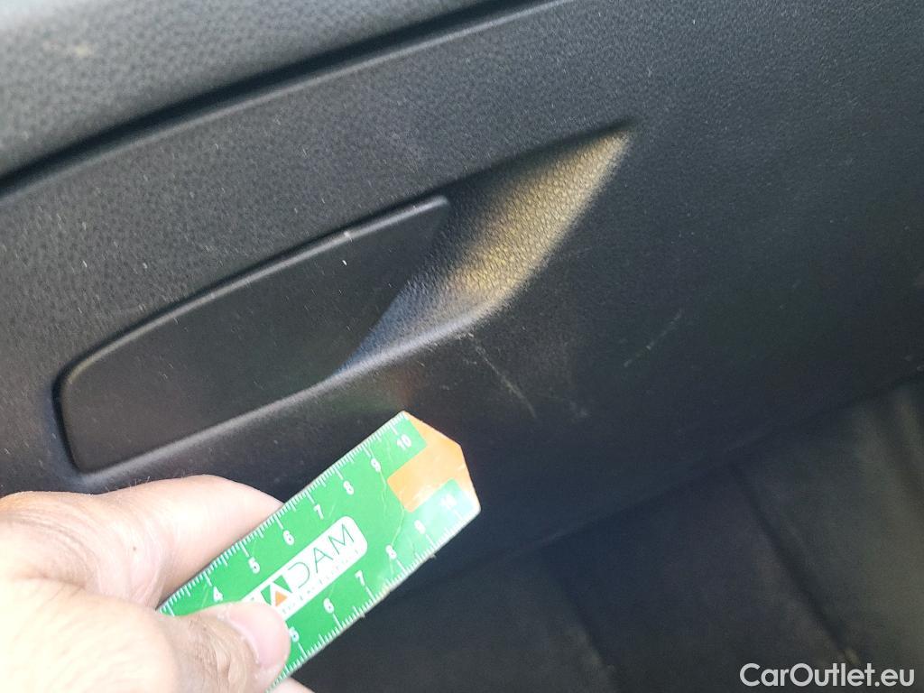  Skoda  Octavia SKODA  / 2020 / 5P / familiar Combi 2.0 TDI 85kW(115CV) Man Ambition #10