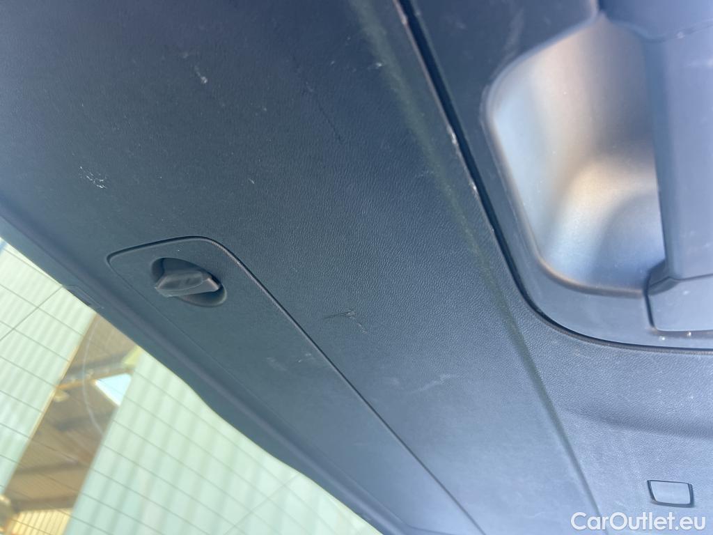  Volvo  XC60 VOLVO  / 2017 / 5P / todoterreno 2.0 B4 D AWD Momentum Pro Auto #20