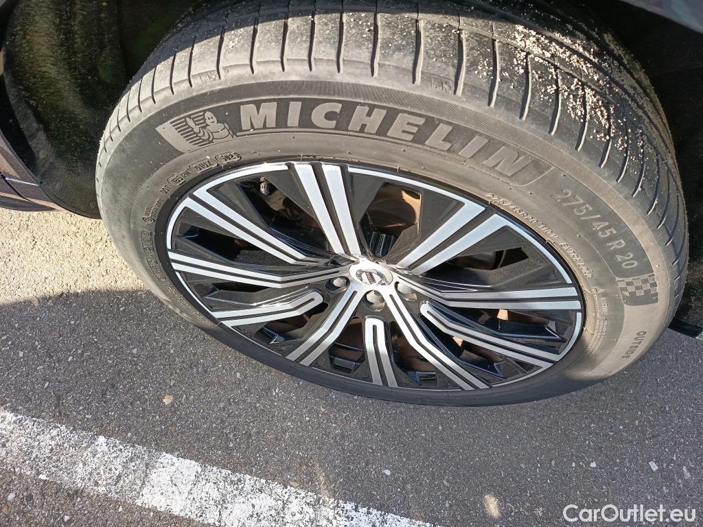  Volvo  XC90 VOLVO  / 2019 / 5P / todoterreno 2.0 T8 AWD Recharge Inscription Auto #3