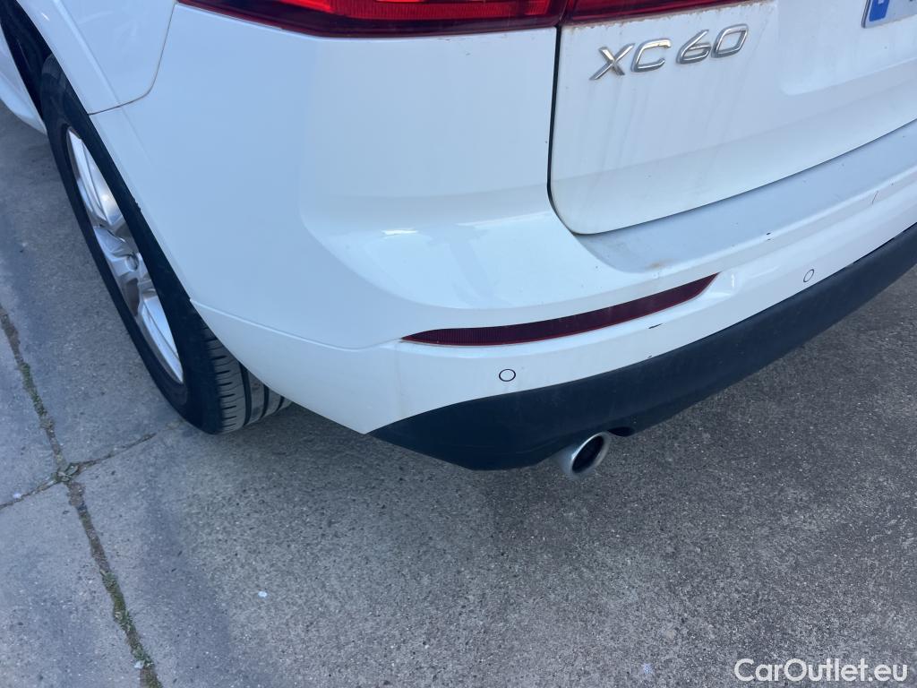  Volvo  XC60 VOLVO  / 2017 / 5P / todoterreno 2.0 B4 D AWD Momentum Pro Auto #30