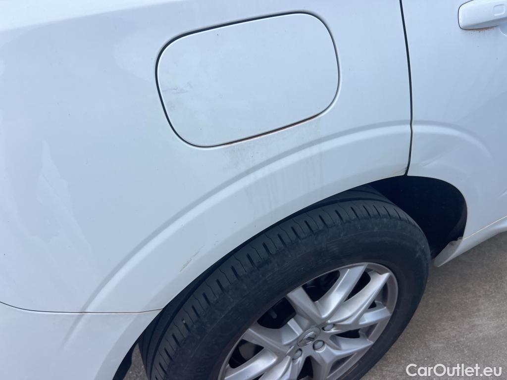  Volvo  XC60 VOLVO  / 2017 / 5P / todoterreno 2.0 B4 D AWD Momentum Pro Auto #12