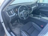  Volvo  XC60 VOLVO  / 2017 / 5P / todoterreno 2.0 B4 D AWD Momentum Pro Auto #3
