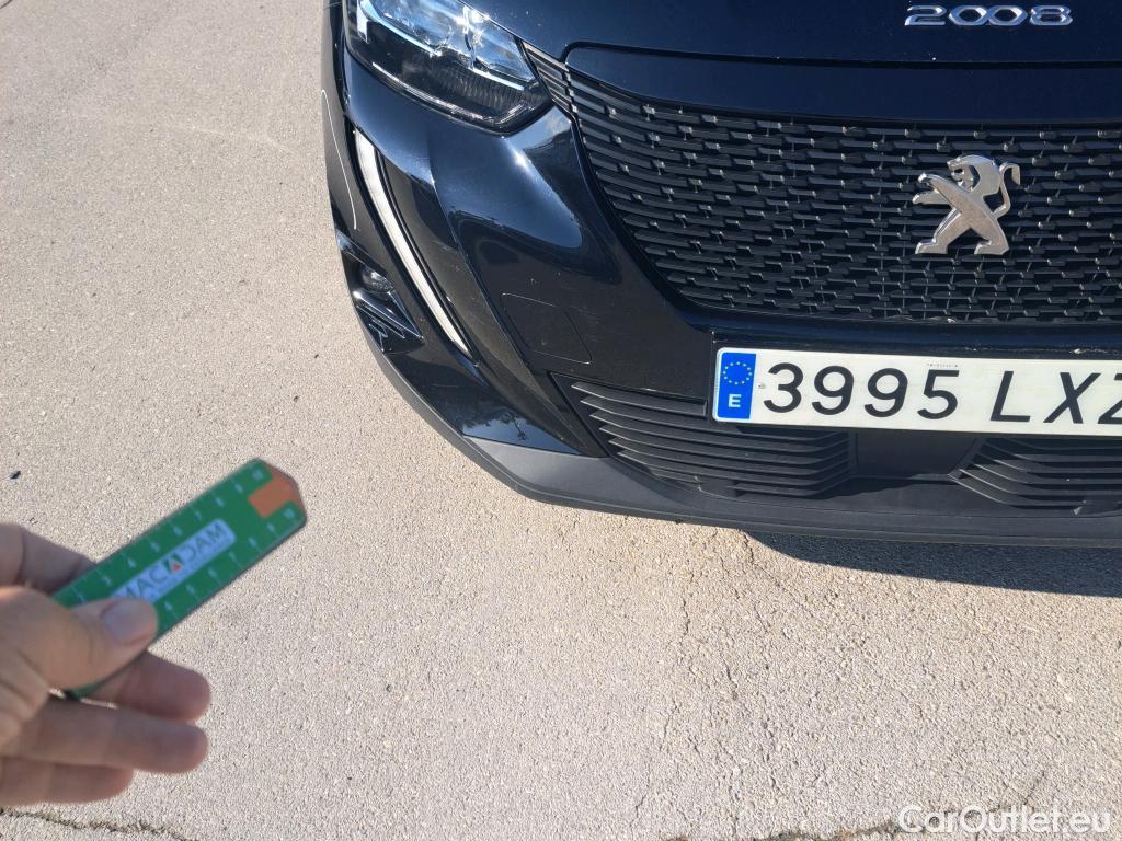  Peugeot  2008 PEUGEOT  / 2019 / 5P / todoterreno Active BlueHDI 81kW (110CV) #23