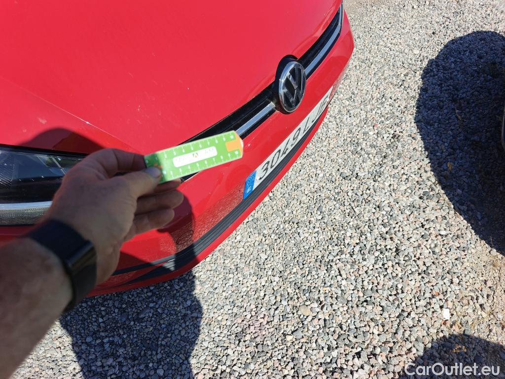  Volkswagen  Golf  VOLKSWAGEN / 2016 / 5P / berlina con portón Last Edition 1.6 TDI 85kW (115CV) #21