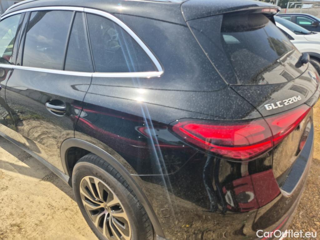  Mercedes  GLC MERCEDES-BENZ  / 2022 / 5P / todoterreno  220 d 4MATIC  #5