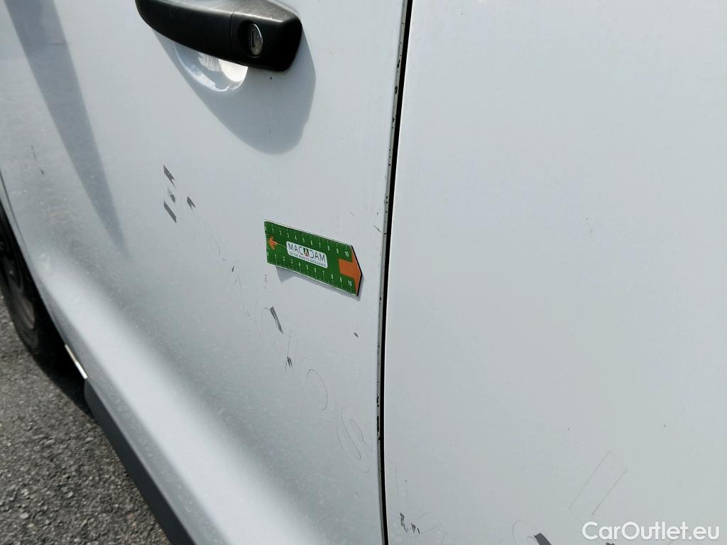  Toyota  Proace TOYOTA  / 2016 / 4P / furgón 1.5D 100CV BUSINESS 1PL 2PT L1 #26