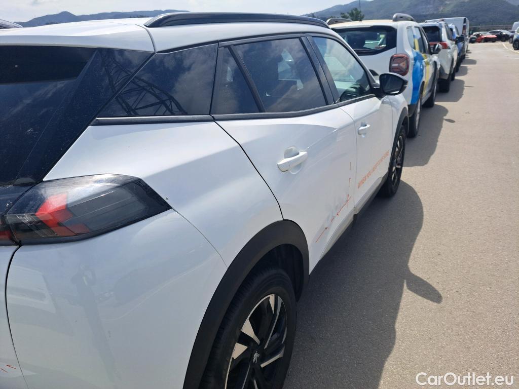  Peugeot  2008 PEUGEOT  / 2019 / 5P / todoterreno Allure BlueHDI 81kW (110CV) #12
