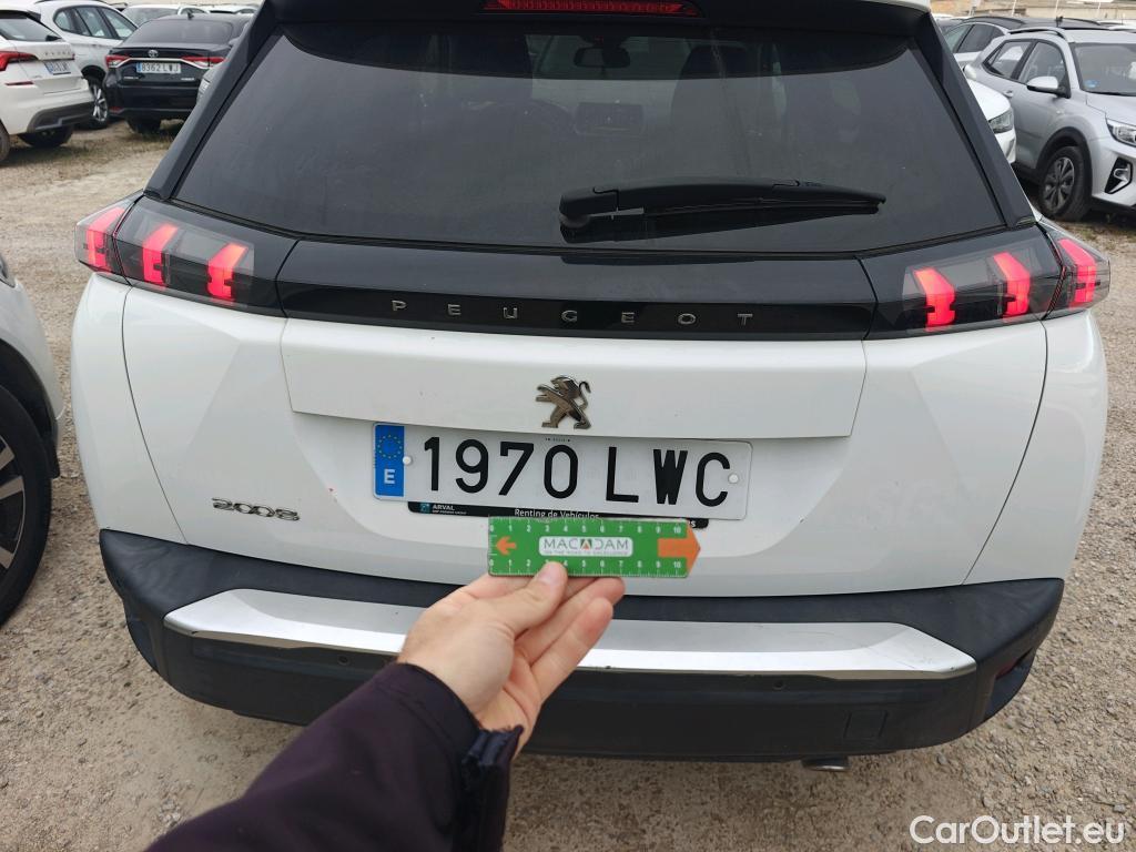  Peugeot  2008 PEUGEOT  / 2019 / 5P / todoterreno Allure BlueHDI 81kW (110CV) #1