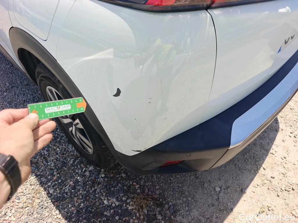  Peugeot  2008 PEUGEOT  / 2019 / 5P / todoterreno Active Puretech 100 S&S BVM6 #19