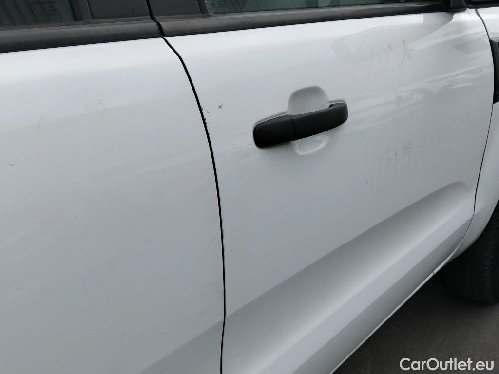  Ford  Ranger FORD  VU 4p 6G pickup 2.2 TDCi 150cv 4x4 Doble Cabina XL #19