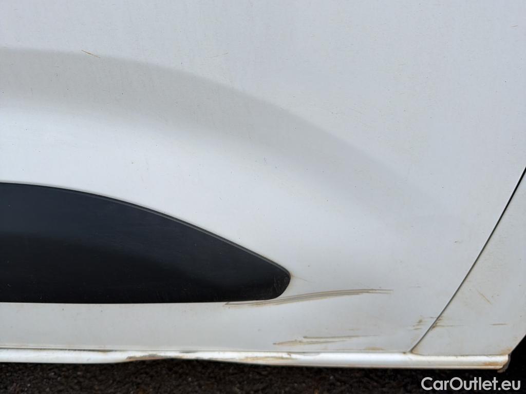  Toyota  Proace TOYOTA  City / 2020 / 4P / combi 1.5D 75kW (100CV) GX L1 (CX) #3