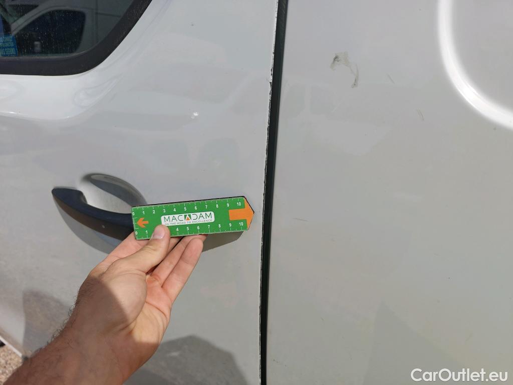  Citroen  Jumpy CITROEN  / 2016 / 4P / furgón Furgón Talla M BlueHDi 100 S&S 6v #41