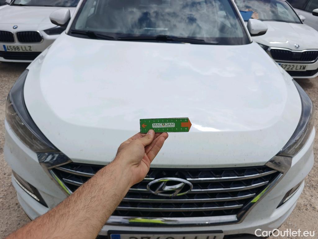  Hyundai  Tucson HYUNDAI  / 2018 / 5P / todoterreno 1.6 CRDI 85kW (116CV) 48V SLE 4X2(SP)(SL) #59