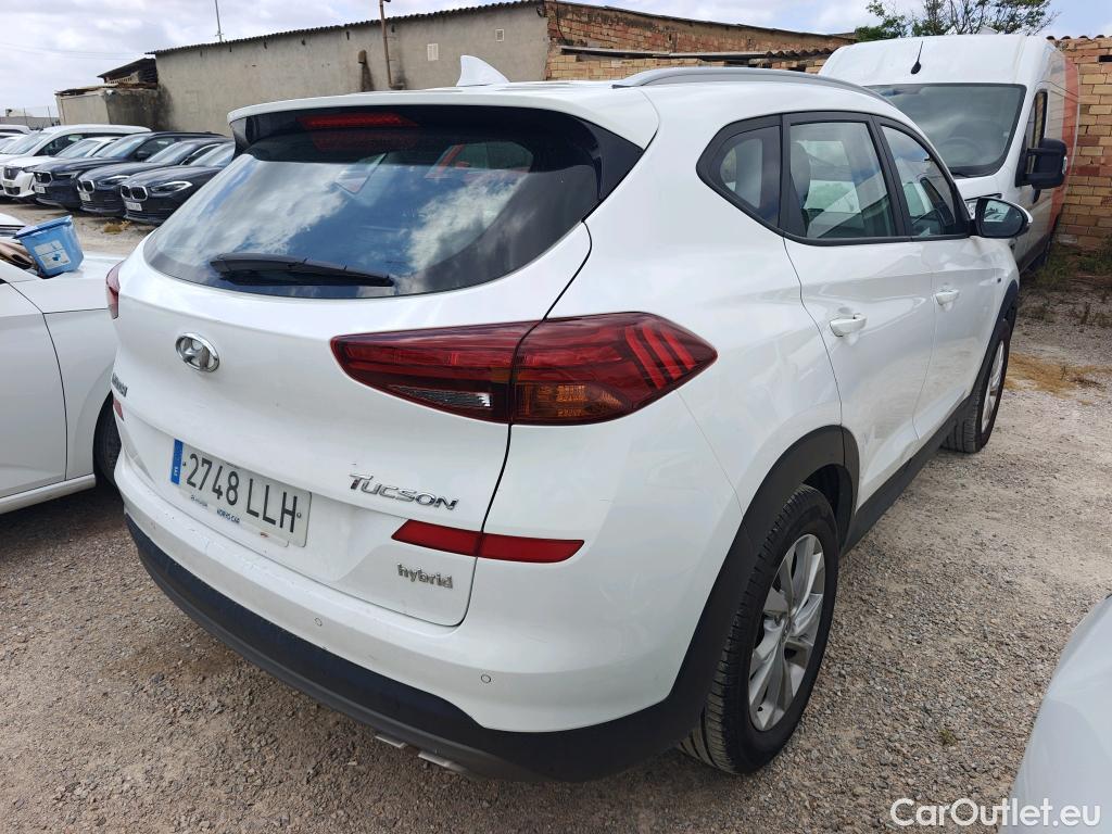 Hyundai  Tucson HYUNDAI  / 2018 / 5P / todoterreno 1.6 CRDI 85kW (116CV) 48V SLE 4X2(SP)(SL) #28