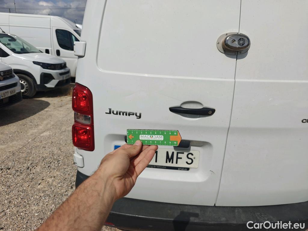  Citroen  Jumpy CITROEN  / 2016 / 4P / furgón Furgón Talla M BlueHDi 100 S&S 6v #27