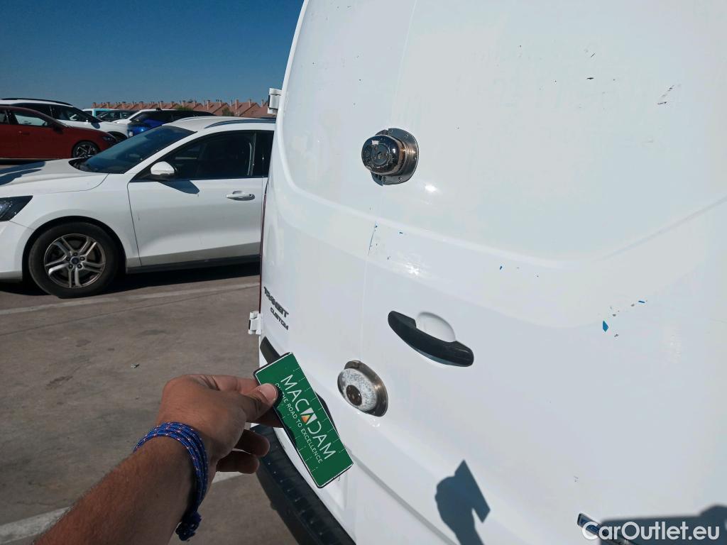  Ford  Transit FORD  Custom / 2012 / 4P / furgón Van 2.0 TDCI 96kW 340 L2 MHEV Trend #38
