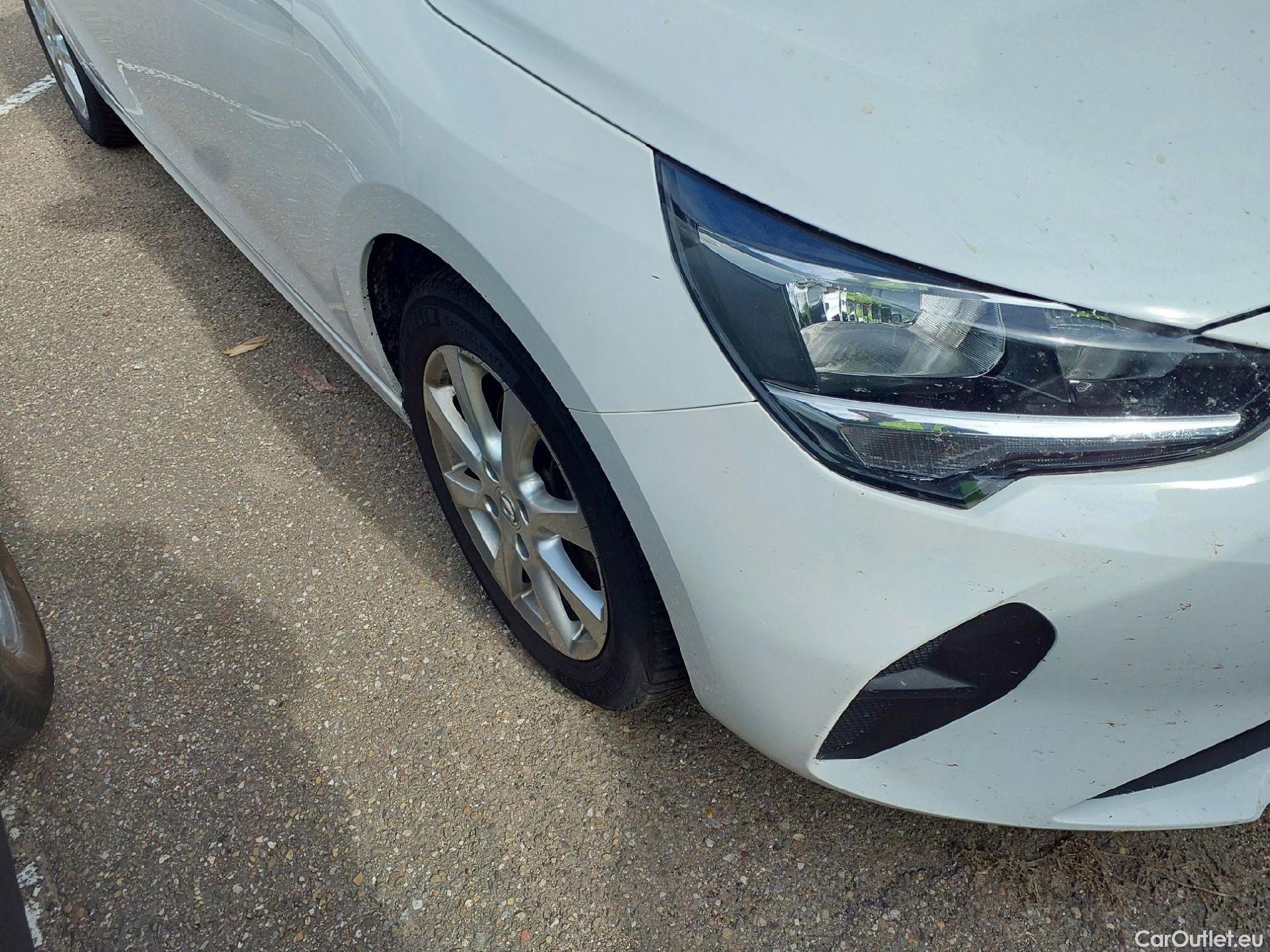  Opel  Corsa OPEL  / 2019 / 5P / berlina con portón 1.5D DT 74kW (100CV) Edition #15