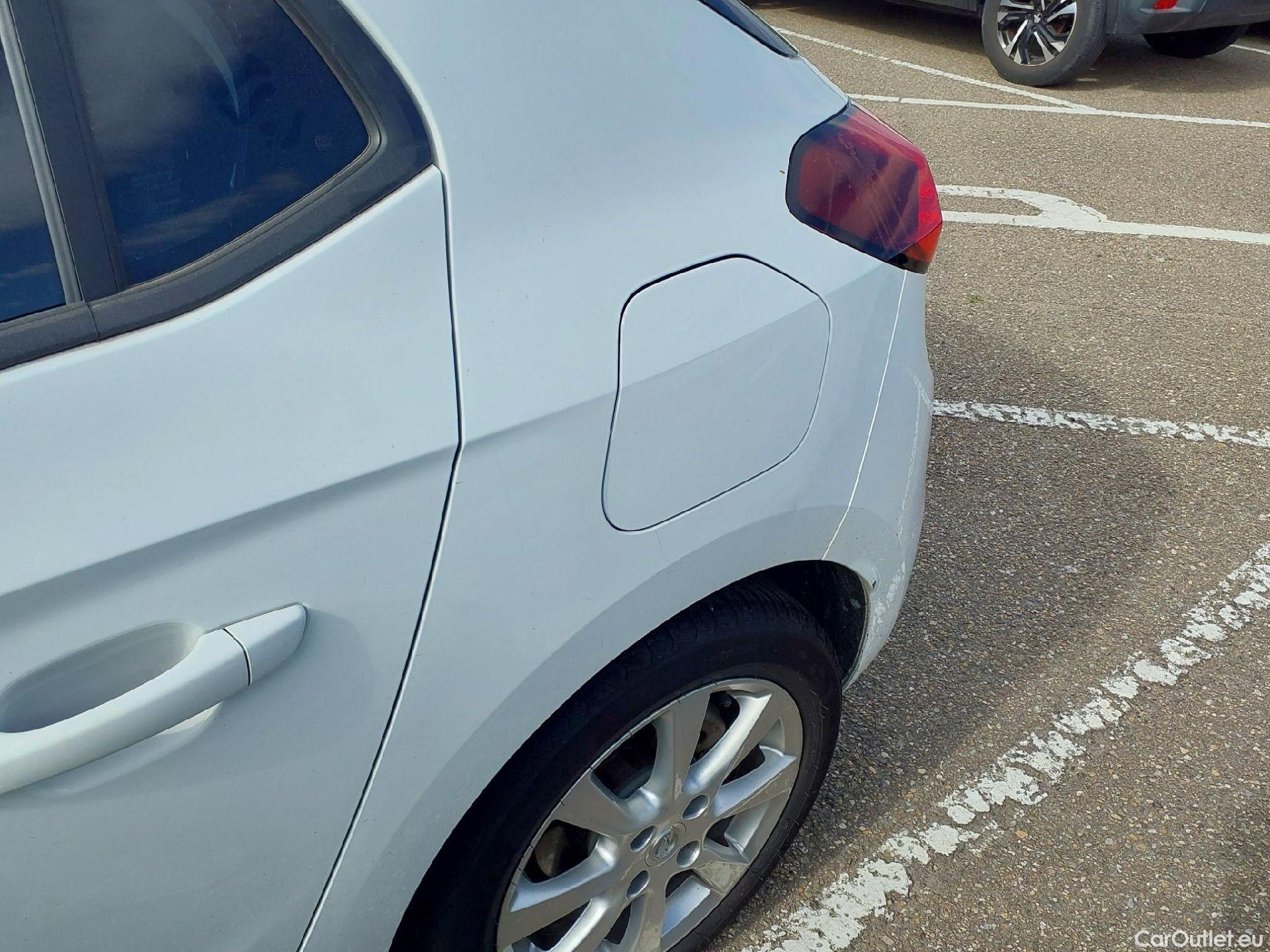  Opel  Corsa OPEL  / 2019 / 5P / berlina con portón 1.5D DT 74kW (100CV) Edition #8