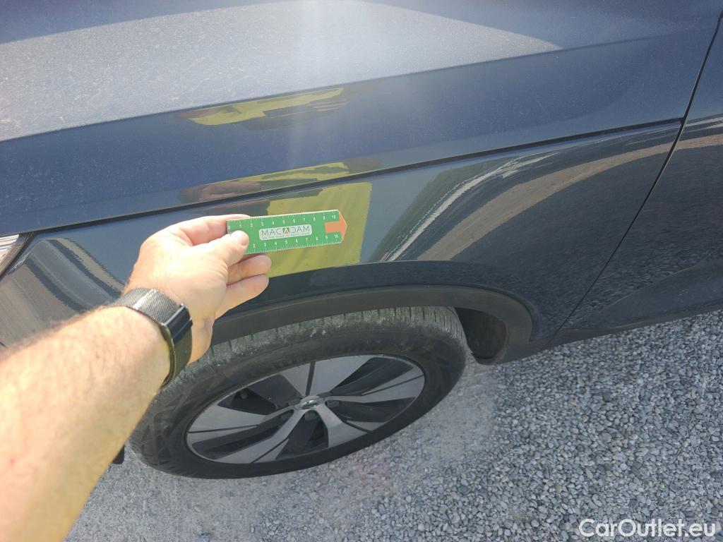  Volvo  XC 40 VOLVO XC40 / 2017 / 5P / todoterreno 1.5 T2 Momentum Pro Auto #11
