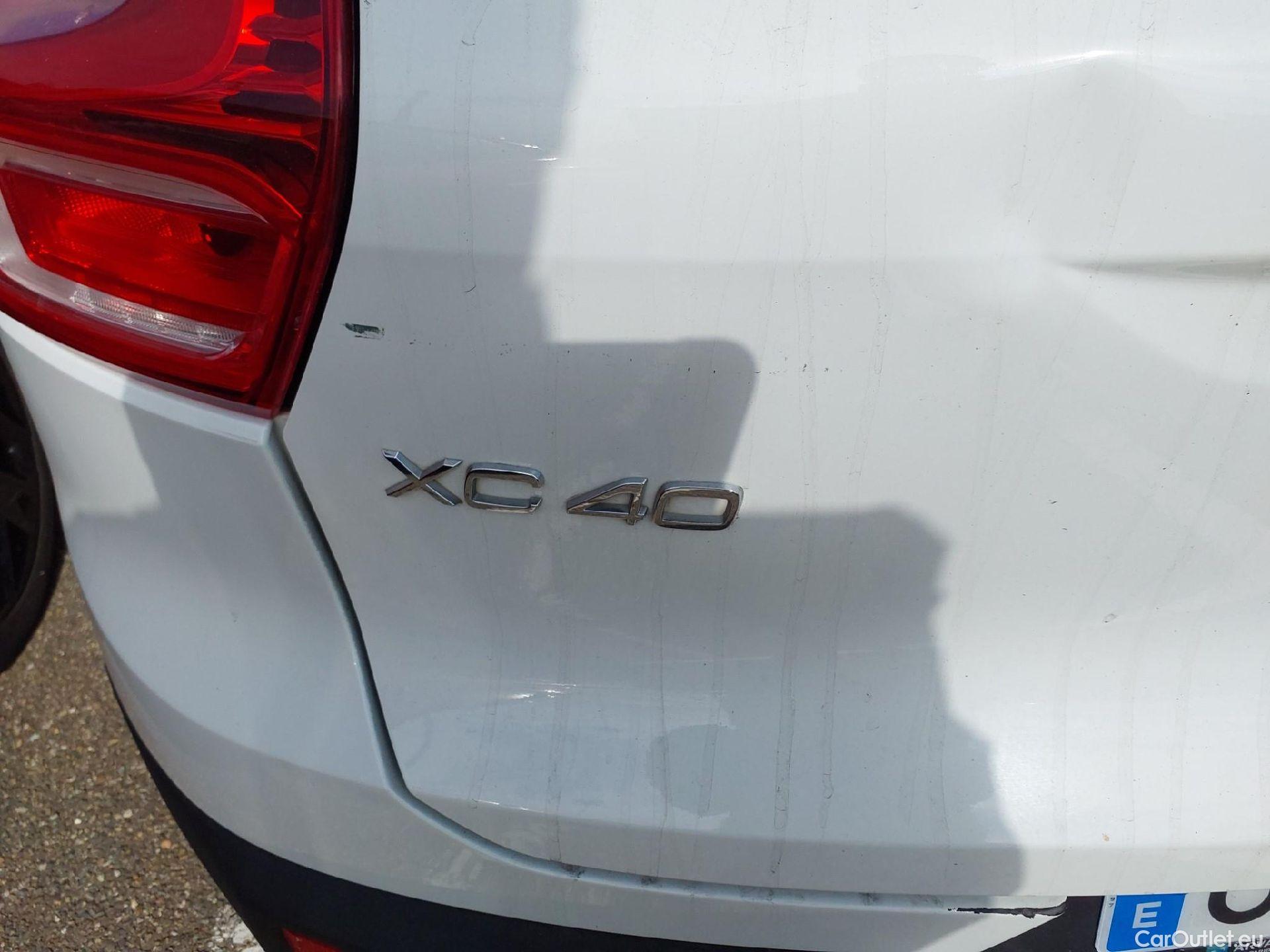  Volvo  XC 40 VOLVO XC40 1.5 T2 Momentum Core 130 CV #14