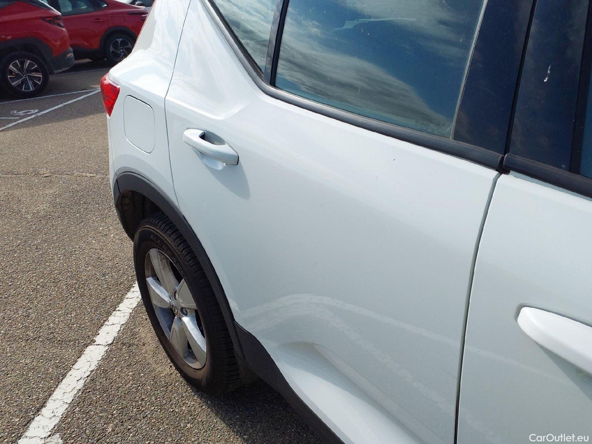  Volvo  XC 40 VOLVO XC40 1.5 T2 Momentum Core 130 CV #21