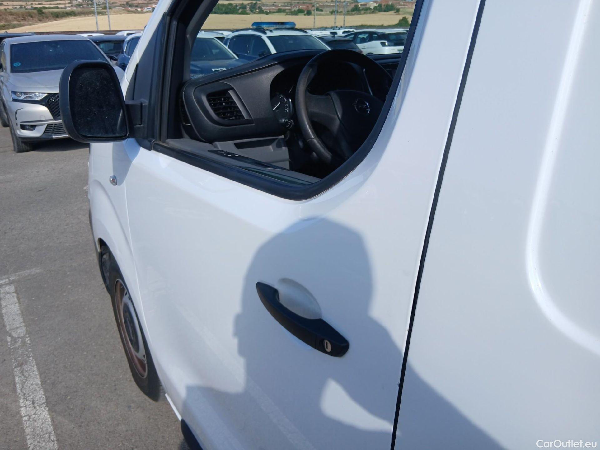 Opel  Vivaro OPEL  / 2019 / 4P / furgón 1.5 Diésel 88kW (120CV) M Std Select #10
