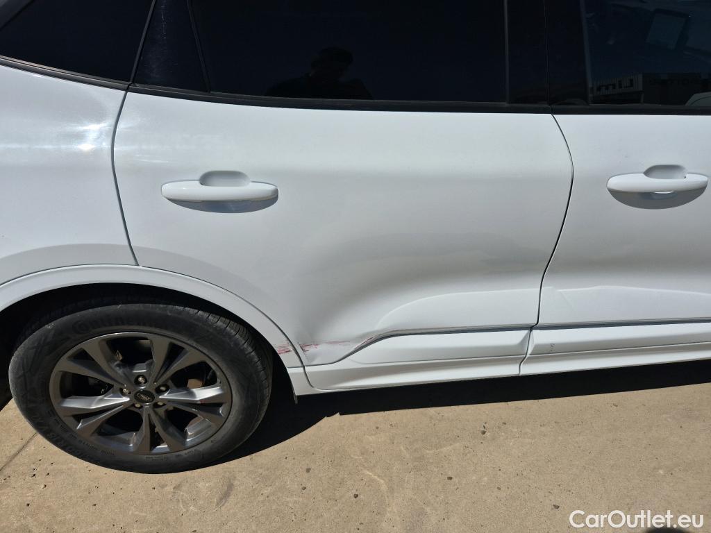  Ford  Kuga FORD  / 2019 / 5P / todoterreno ST-Line 2.5 Duratec FHEV 140kW 4x4 Auto #1