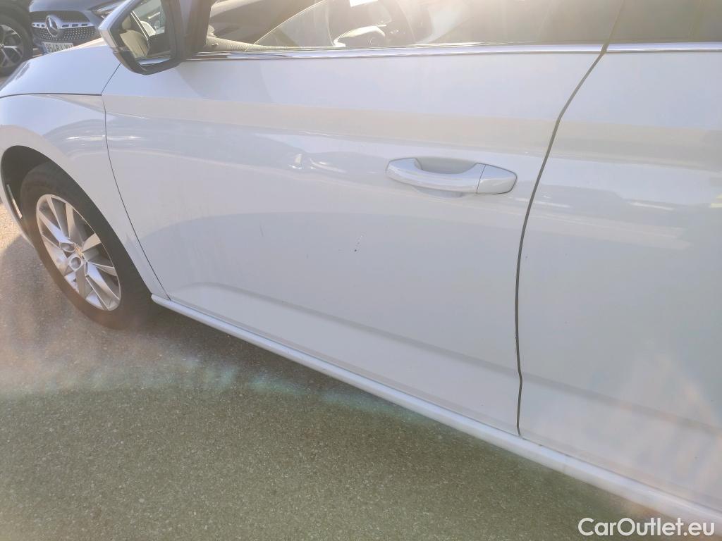  Skoda  Scala SKODA  / 2019 / 5P / berlina con portón 1.0 TSI 81KW (110 CV) Ambition #6