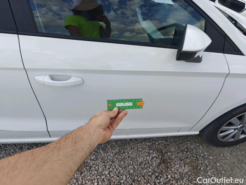  Seat  Ibiza SEAT  / 2017 / 5P / berlina con portón 1.0 TSI 81kW (110CV) Style Plus (AC2) #1