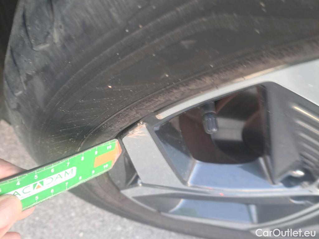  Hyundai  Tucson HYUNDAI  1.6 TGDI 180 CV HEV Tecno Sky Auto #40