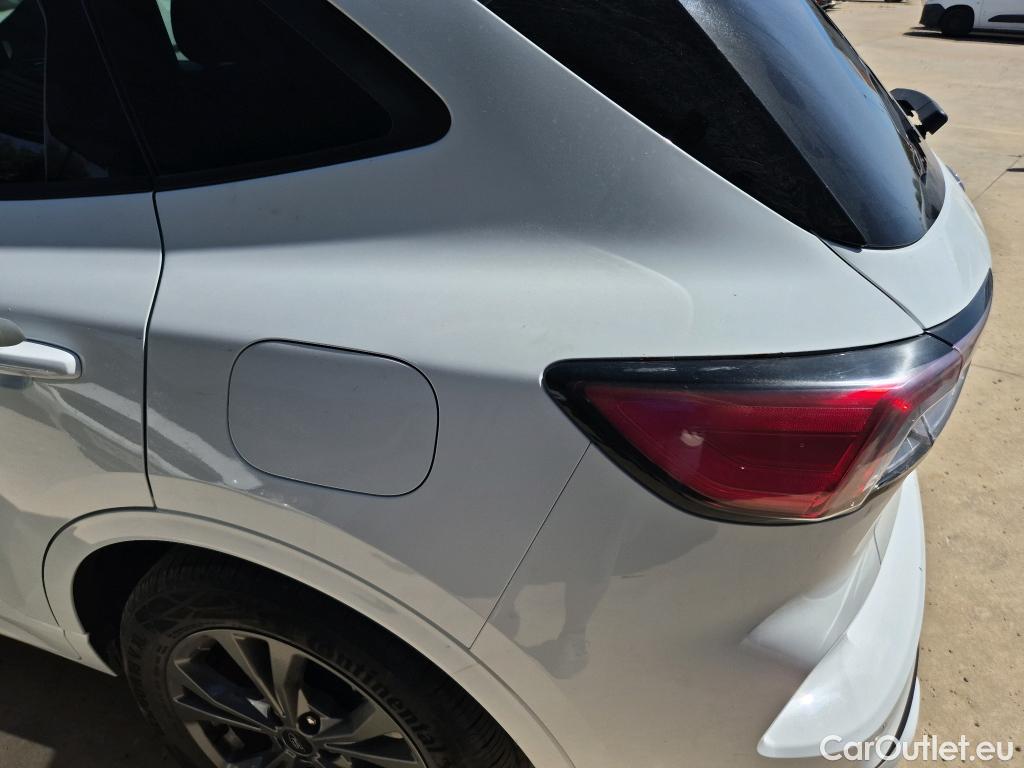  Ford  Kuga FORD  / 2019 / 5P / todoterreno ST-Line 2.5 Duratec FHEV 140kW 4x4 Auto #18