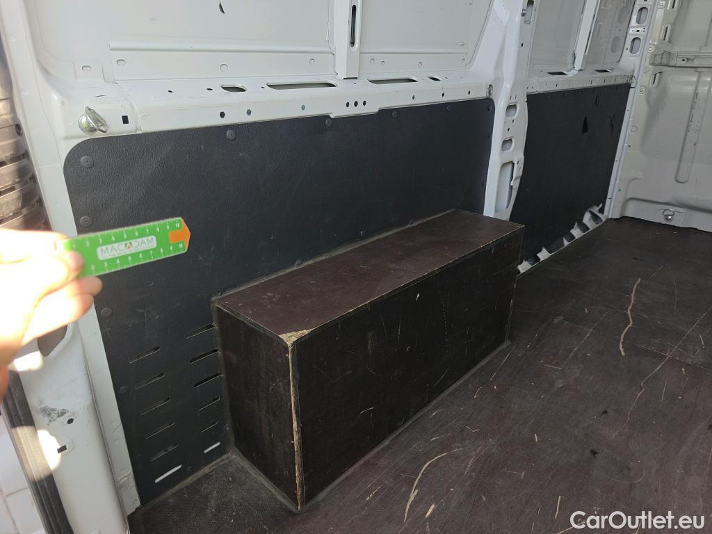  Opel  Movano OPEL  / 2021 / 4P / furgón  F2ML Furgón Base L2H2 3.5T 2.2 BlueHDi #53