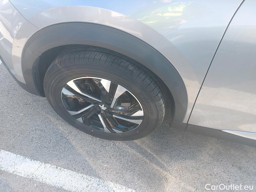  Peugeot  2008 PEUGEOT  / 2019 / 5P / todoterreno Allure BlueHDI 130 S&S EAT8 (Partners) #1
