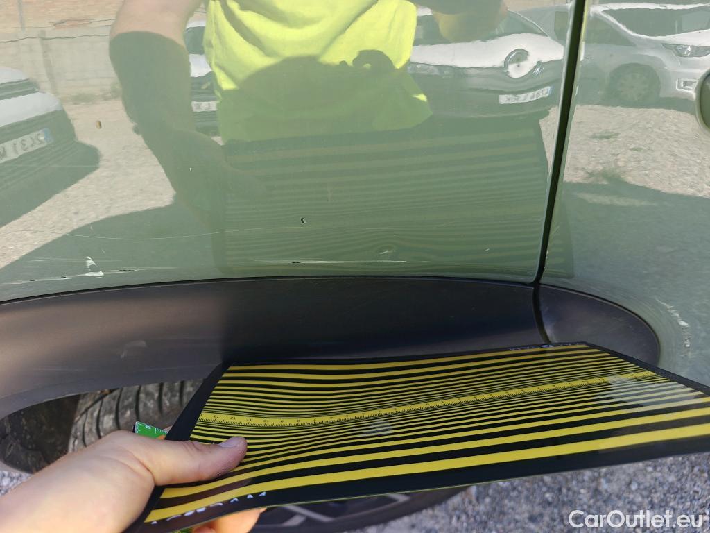  Citroen  C3 CITROEN  Aircross / 2021 / 5P / todoterreno PureTech 96kW (130CV) S&S EAT6 Shine  #13