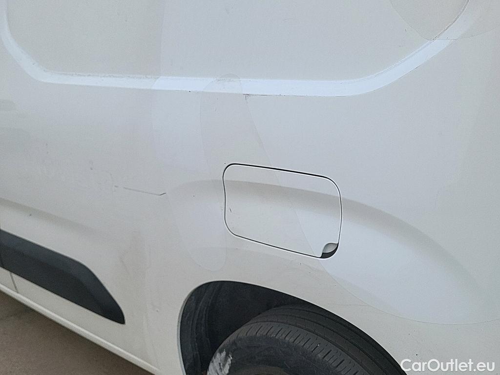  Citroen  Berlingo CITROEN  / 2018 / 4P / furgón derivado de turismo Talla M BlueHDi 100 CLUB #3