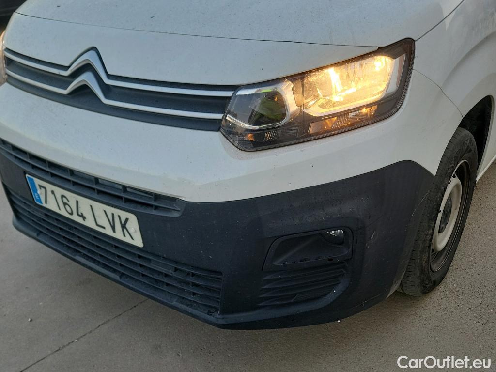  Citroen  Berlingo CITROEN  / 2018 / 4P / furgón derivado de turismo Talla M BlueHDi 100 CLUB #13