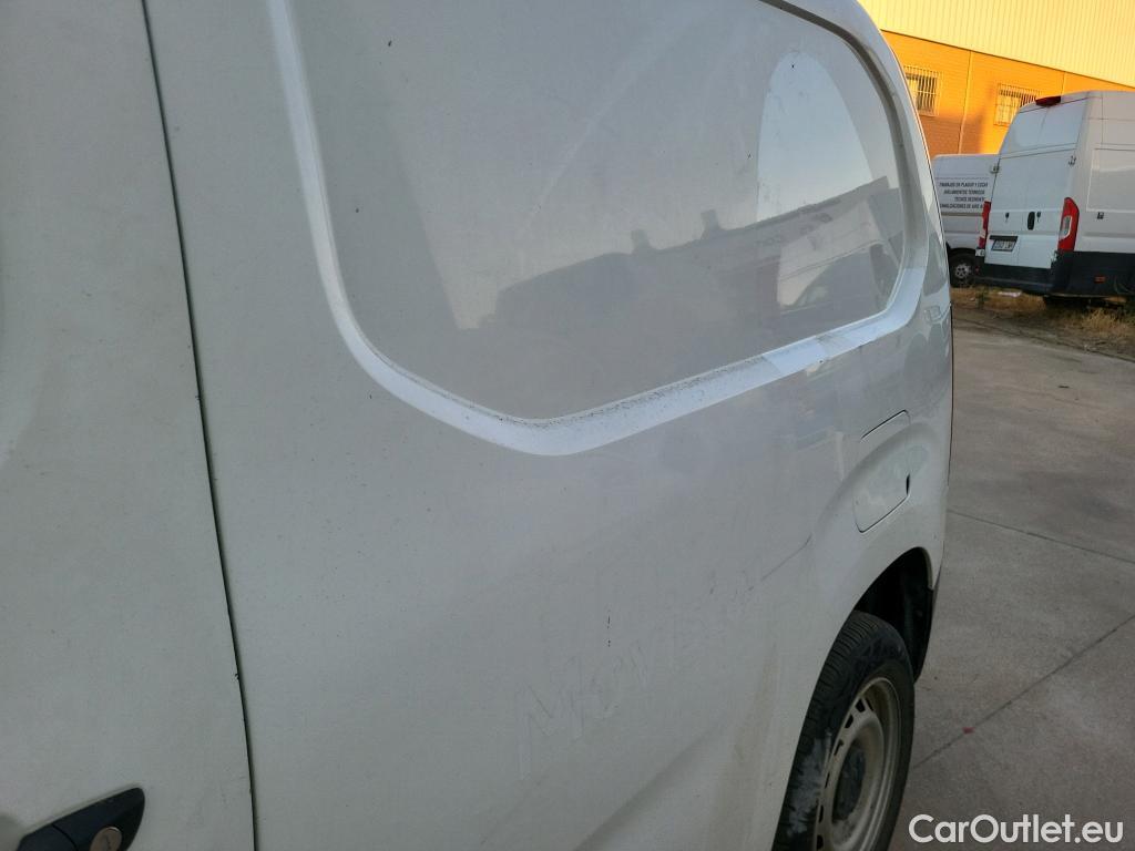  Citroen  Berlingo CITROEN  / 2018 / 4P / furgón derivado de turismo Talla M BlueHDi 100 CLUB #12