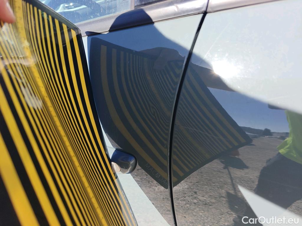  Citroen  C3 CITROEN  Aircross / 2021 / 5P / todoterreno PureTech 96kW (130CV) S&S EAT6 Shine  #22