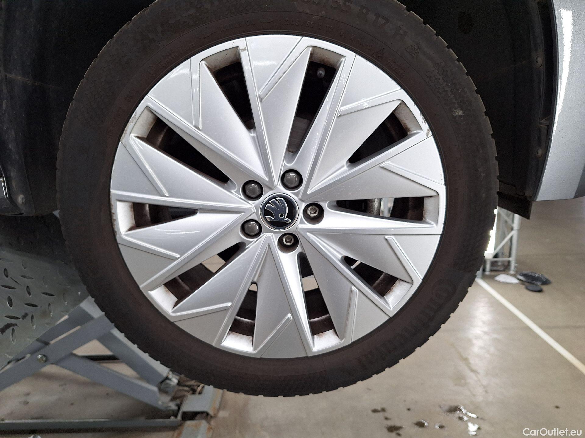  Skoda  KAMIQ Skoda,  '19, Skoda  1.0 TGI 66kW Ambition 5d CNG!! #24