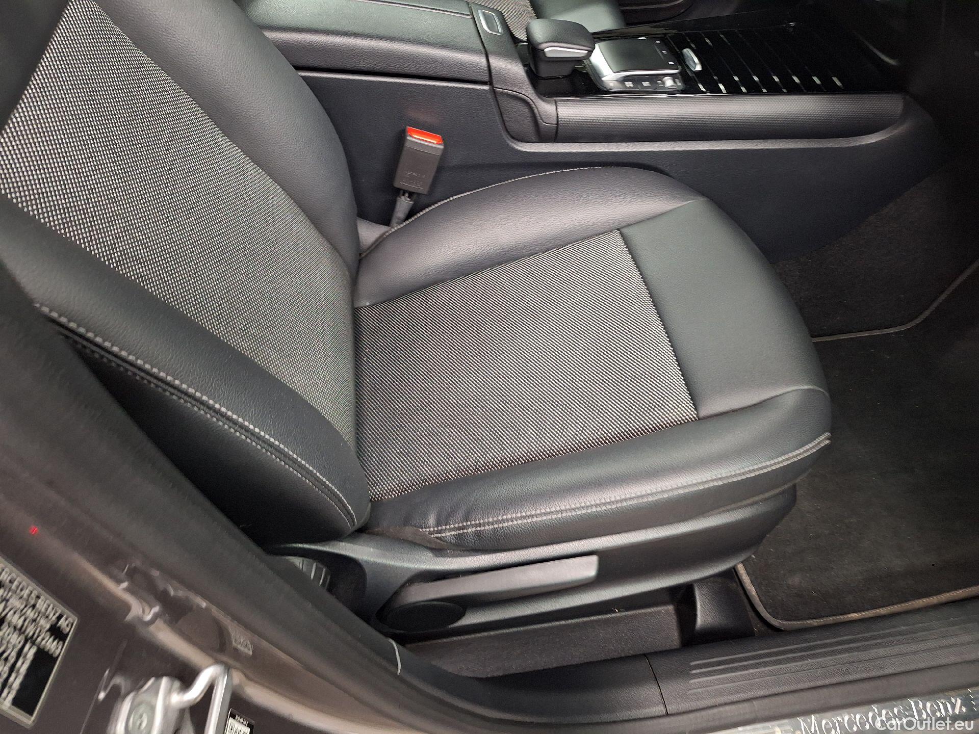  Mercedes  GLB Mercedes,  '19, Mercedes-Benz   180 Business Solution 5d #11