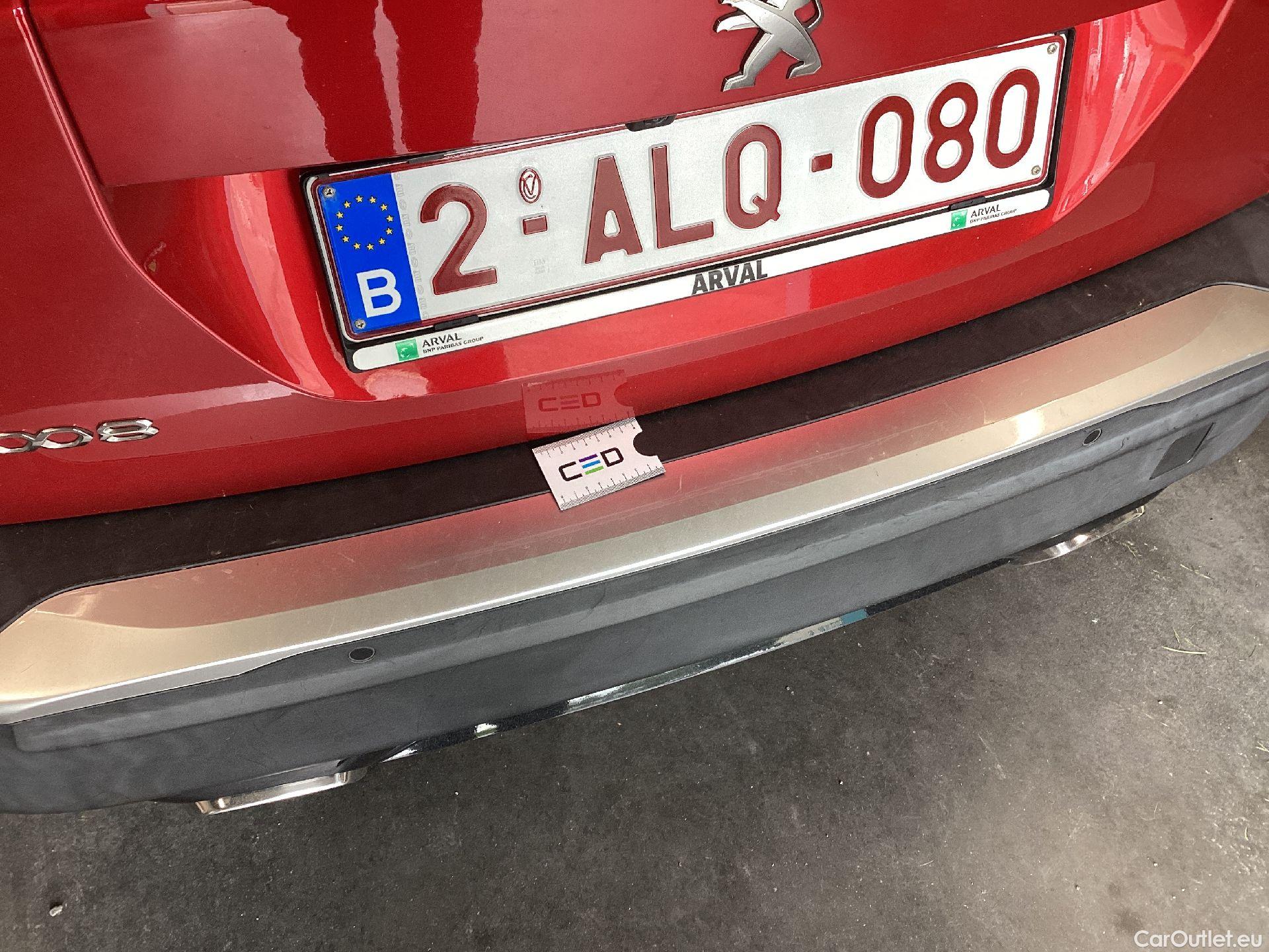  Peugeot  2008 Peugeot,  '19, Peugeot  1.2 Puretech 96kW S&S EAT8 Allure Pac #29